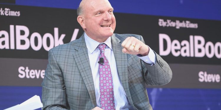 Bill Gates’in eski asistanının serveti, Gates’e yaklaştı