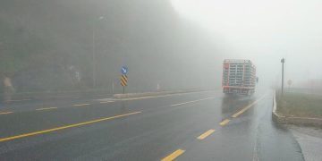 Bolu Dağı sağanak ve sise teslim