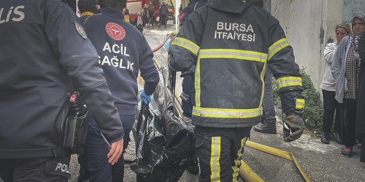 Bursa’da meskende çıkan yangında bir bebek hayatını kaybetti