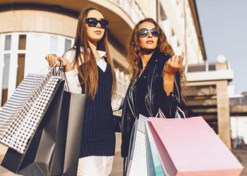 Çarşı, pazarda ‘Efsane Kasım’ hareketi başladı