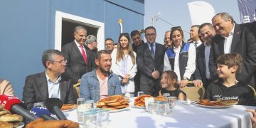 CHP başkanı Özel, Hatay’ı ziyaret etti: Benim de şahsi problemim