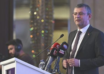 CHP önderi Özel: Dört yıl sonunda oyumuz yüzde 35’i geçecek