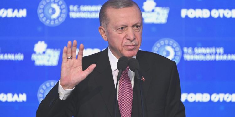 Cumhurbaşkanı Erdoğan: Gayemiz ülkemizi dünyanın önde gelen oyuncularından bir haline getirmek