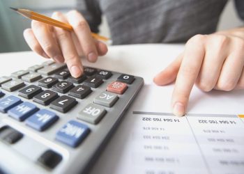 Devlet fazla verdiği parayı kamu görevlilerinden geri alacak