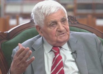 Emekli Büyükelçi, tarihçi müellif Bilal Şimşir vefat etti