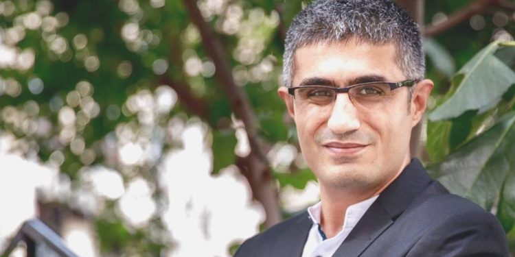 Gazeteci Barış Pehlivan tahliye edildi