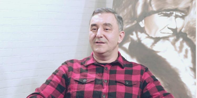 Gazeteci Tolga Şardan gözaltına alındı