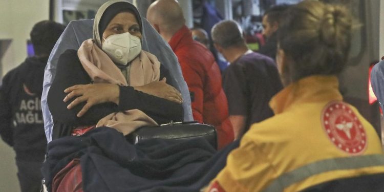 Gazze’den gelen hastaların teşhisleri katılaştı, tedavi sürüyor