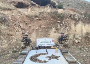 Hakkari’de silah ve mühimmat ele geçirildi