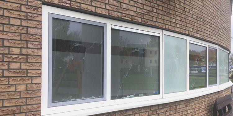 Hollanda’da Türk mescidine atak