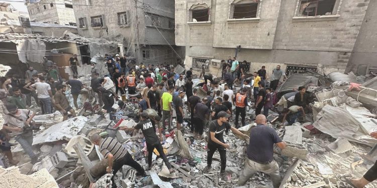 “İsrail, Şifa Hastanesi’ni askeri kışlaya çevirdi”