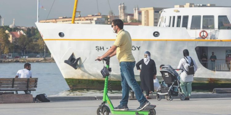 İstanbul’da elektrikli scooter’lara yeni sürat sonu