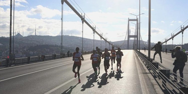 İstanbul’da pazar günü kimi yollar trafiğe kapatılacak