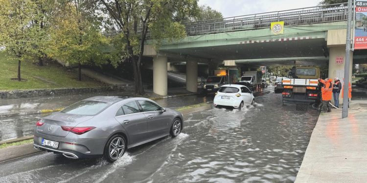 İstanbul’da sağanak: En çok yağış Beykoz’da; İBB takımları alanda