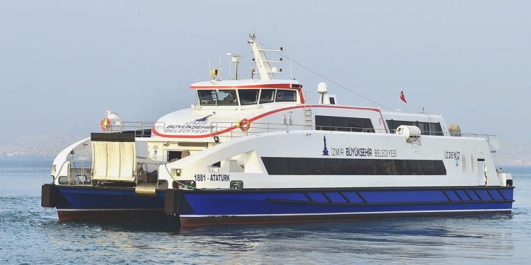 İzmir’de vapur seferleri iptal