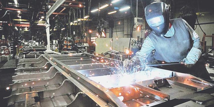 Metal dalındaki toplu kontratta muahede yok: Patron yüzde 35 artırım önerdi