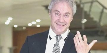 Metin Uca hayatını kaybetti