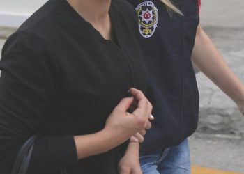 Nihal Candan ve Bahar Candan gözaltına alındı