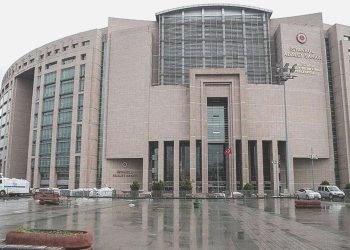 Nöbetçi noterlerde 2 milyon 374 bir süreç yapıldı