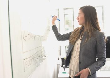 Öğretmenler Günü haftasında öğretmenlere trenlerde yüzde 50 indirim