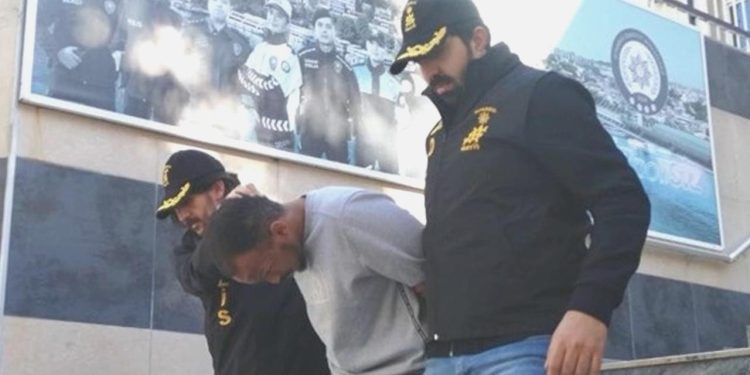 Otel odasında İngiliz bayanı tornavidayla öldüren kuşkulu tutuklandı