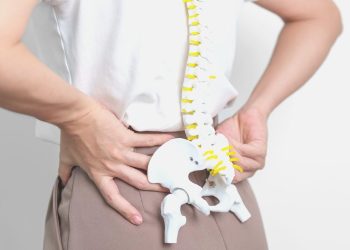 Prof. Dr. Ali Dalgıç: “Omurga tümörleri önemli sorunlara neden olabiliyor”