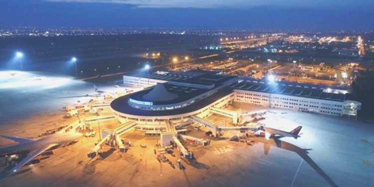 THY ve Pegasus, İstanbul’daki fırtına nedeniyle 236 seferi iptal etti