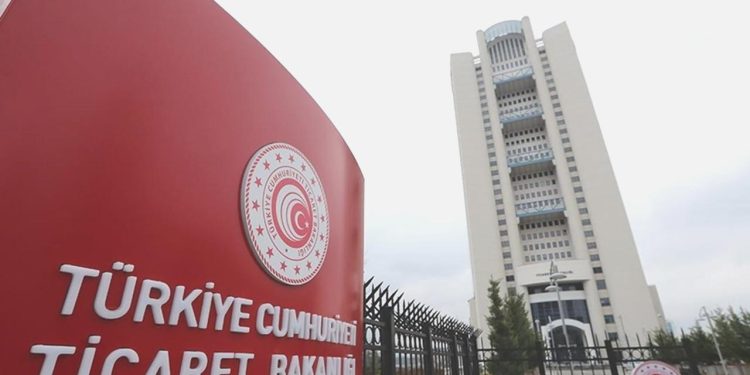 Ticaret Bakanlığı “Türkiye Yüzyılı-Ticaretin Yüzyılı” bahisli ödüllü proje yarışı düzenledi