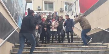 Toplumsal medya fenomenleri Bahar Candan ve Nihal Candan adliyeye sevk edildi