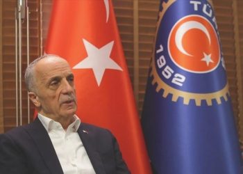 TÜRK-İŞ Genel Lideri Ergün Atalay: Enflasyon da olmasın artırım da yapmayın