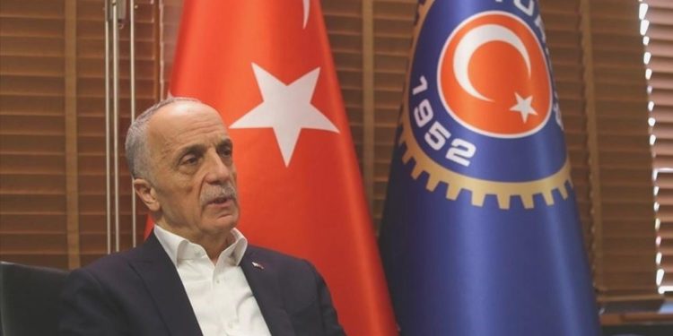 TÜRK-İŞ Genel Lideri Ergün Atalay: Enflasyon da olmasın artırım da yapmayın
