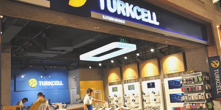 Turkcell, kârda yüzde 129 gelirde yüzde 77 büyüdü