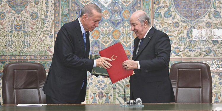 Türkiye ile Cezayir arasında 12 muahede imzalandı