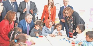 Türkiye Vodafone Vakfı ve AÇEV 4 bin 500 depremzede çocuğa ulaşacak