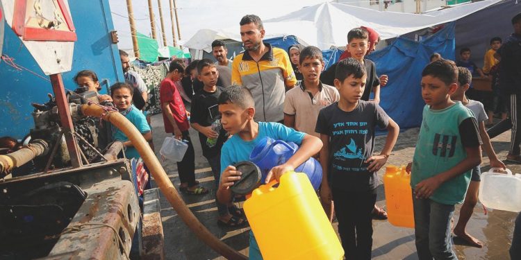 Türkiye yüz binlerce Filistinli mülteciyi alacak mı?