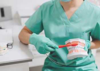 Türkiye’de diş fırçalama alışkanlığı ABD ve Avrupa’nın çok gerisinde