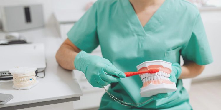 Türkiye’de diş fırçalama alışkanlığı ABD ve Avrupa’nın çok gerisinde