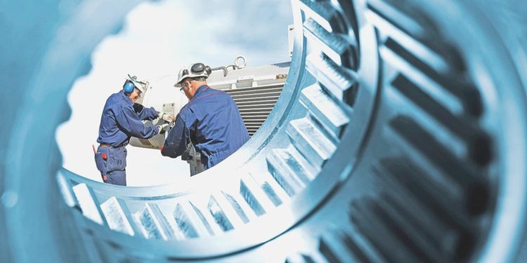 Türkiye’nin üretim suratı artıyor, dünyadan müspet ayrışıyoruz