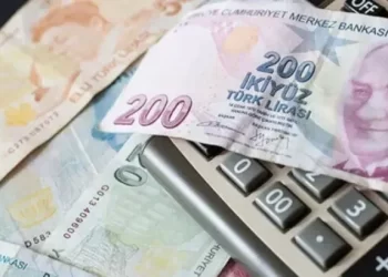 Bakan Işıkhan duyurdu: Çalışan emeklilerin ikramiyeleri bugün hesaplara yatırılıyor