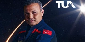 Bakan Kacır, ilk Türk astronotun uzaya gideceği tarihi açıkladı