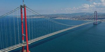 ENR dergisi, 1915 Çanakkale Köprüsü’ne ”Yılın projesi” ödülü verdi