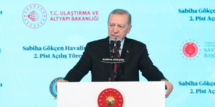 Erdoğan: Yıllık 85 milyon yolcu kapasitesine ulaşacağız