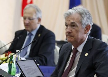 FED, gelecek bir yıl için faizlerin geleceğini öngöremiyor