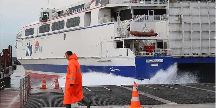 Marmara Denizi’nde ulaşıma fırtına engeli: İDO ve BUDO seferleri iptal edildi