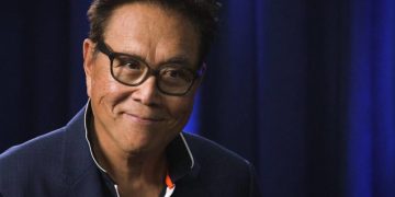 Robert Kiyosaki: ABD, borçlarının faizini ödeyemeyecek durumda ve iflas etti
