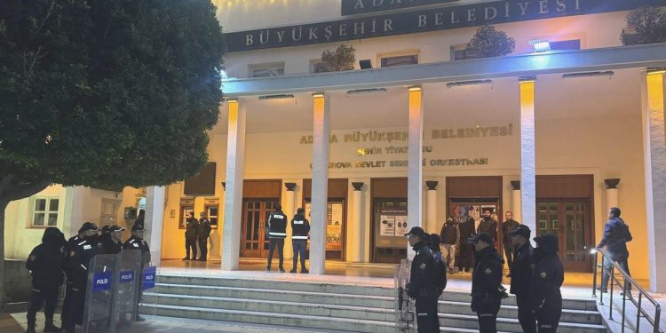 Adana Büyükşehir Belediyesi’ne ‘rüşvet’ ve ‘ihaleye fesat’ operasyonu