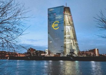 Avro Bölgesi’nde enflasyon sabit kalacak 