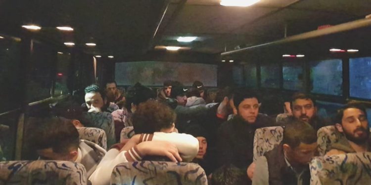 Bir meskenden tam 28 göçmen çıktı!