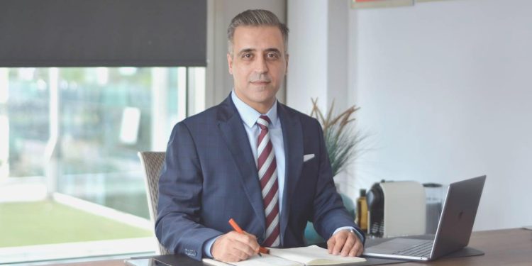 Ekonomist Ulaş İke: Kişisel yatırımcılar borsayı uzun vadeli bir seyahat olarak kıymetlendirmeli