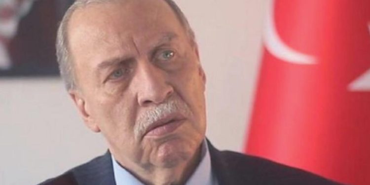 Eski Bakan Yaşar Okuyan hayatını kaybetti